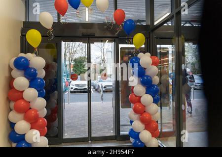 Orpington, London, UK 04. Dezember 2021: Aldi eröffnete am 2nd. Dezember seinen neuesten Laden im Springvale Retail Park in Orpington, dem ersten Aldi, der in und um Orpington eröffnet wurde. Quelle: Xiu Bao/Alamy Live News Stockfoto