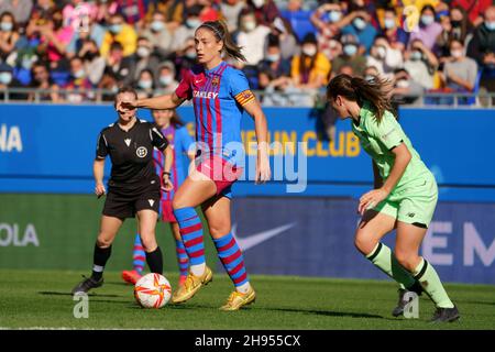 Barcelona, Spanien. 04th Dez 2021. 4th. Dezember 2021; Estadi Johan Cruyff Stadium, Barcelona, Spanien: Primera Division Frauenfußball, FC Barcelona gegen Atletico Bilbao: Alexia Putellas Credit: Action Plus Sports Images/Alamy Live News Stockfoto