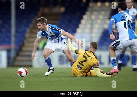 Bristol, Großbritannien. 04th Dez 2021. Sam Finley von Bristol Rovers beim Spiel der FA Cup 2nd-Runde zwischen Bristol Rovers und Sutton United am 4. Dezember 2021 im Memorial Stadium, Bristol, England. Foto von Dave Peters/Prime Media Images. Quelle: Prime Media Images/Alamy Live News Stockfoto