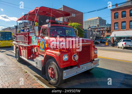 Portland Vintage Fire Engine Co. Tour im Old Port in der Stadt Portland, Maine, ME, USA. Stockfoto