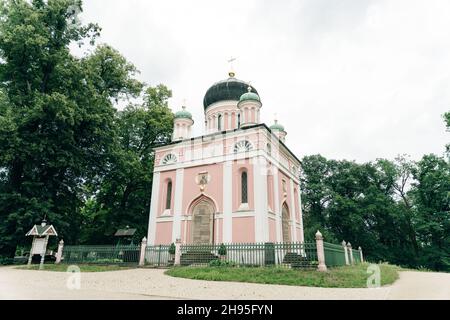 Potsdam, Deutschland - September, 2021 die russisch-orthodoxe Alexander-Newski-Gedächtniskirche. Hochwertige Fotos Stockfoto