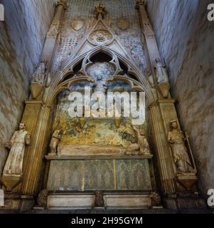 Sepulcro de la reina Elisenda de Moncada, siglo XIV. Monasterio de Santa Maria de Pedralbes. Stockfoto