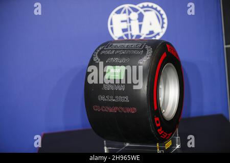 Pirelli Pole Position Award während des Formel 1 stc Saudi Arabian Grand Prix 2021, 21th Runde der FIA Formel 1 Weltmeisterschaft 2021 vom 3. Bis 5. Dezember 2021 auf dem Jeddah Corniche Circuit, in Jeddah, Saudi-Arabien - Foto: Florent Gooden/DPPI/LiveMedia Stockfoto