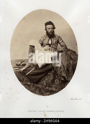 Selbstporträt in türkischem Sommerkostüm, 1857. Fotografie von Francis Frith (1822 - 1898) Stockfoto