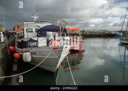 Padstow Harbour, Padstow, Cornwall, England, Dezember 2nd 2021, Ein Blick auf Padstow Harbour an einem stürmischen Wintertag. Stockfoto