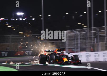 VERSTAPPEN Max (NED), Red Bull Racing Honda RB16B, Action während des Formel 1 stc Saudi Arabian Grand Prix 2021, 21th Lauf der FIA Formel 1 Weltmeisterschaft 2021 vom 3. Bis 5. Dezember 2021 auf dem Jeddah Corniche Circuit, in Jeddah, Saudi-Arabien - Foto: Dppi/DPPI/LiveMedia Stockfoto