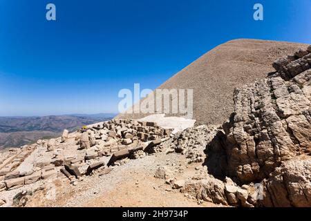 Berg Nemrut, Nemrut Dagi, westliche Terrasse der Pyramide, Mausoleum des Königreichs von Commagene, Kahta, Provinz Adıyaman, Türkei, Asien Stockfoto