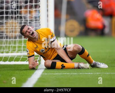 Wolverhampton, Großbritannien. 04th Dez 2021. Conor Coady of Wolves beim Premier League-Spiel zwischen Wolverhampton Wanderers und Liverpool am 4. Dezember 2021 in Molineux, Wolverhampton, England. Foto von Andy Rowland. Quelle: Prime Media Images/Alamy Live News Stockfoto