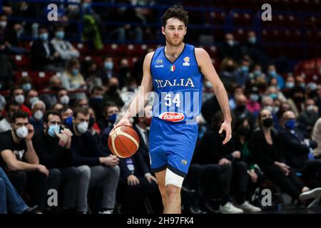 29. November 2021, Assago (Mailand, Mailand, Italien: Alessandro Pajola (Italien) in Aktion bei der Qualifikation für die FIBA Basketball-Weltmeisterschaft 2023.Italien gewinnt gegen die Niederlande mit einem Ergebnis von 75 zu 73. (Bild: © Elena Vizzoca/Pacific Press via ZUMA Press Wire) Stockfoto