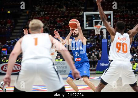 29. November 2021, Assago (Mailand, Mailand, Italien: Michele Vitali (Italien) in Aktion bei der Qualifikation für die FIBA Basketball-Weltmeisterschaft 2023.Italien gewinnt gegen die Niederlande mit einem Ergebnis von 75 zu 73. (Bild: © Elena Vizzoca/Pacific Press via ZUMA Press Wire) Stockfoto