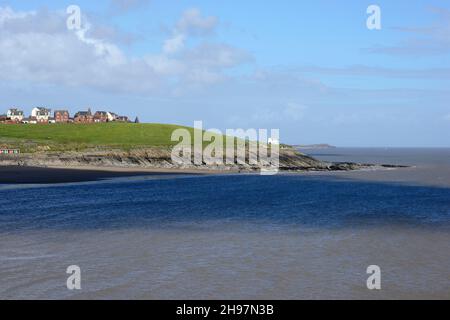 Blick auf Nells Point über Whitmore Bay auf Barry Island in Südwales, Großbritannien Stockfoto