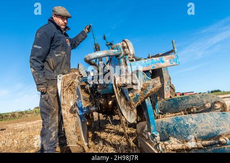 Clonakilty, West Cork, Irland. 5th Dez 2021. Die West Cork Pflügen Association veranstaltete heute ein Pflügen-Match in Clonakilty. Im Spiel war John O'Neill aus Ballinadee. Quelle: AG News/Alamy Live News Stockfoto
