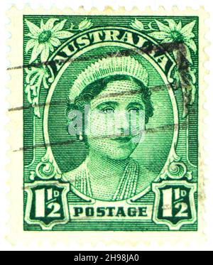 Foto einer australischen Briefmarke vom 1 1/2D mit Queen Elizabeth, der Königin-Mutter Stockfoto