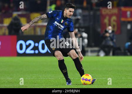 Rom, Latium. 04th Dez 2021. Alessandro Bastoni von Inter während der Serie A Spiel zwischen AS Roma und Inter im Olimpico Stadion in Rom, Italien, 04th. November 2021. Kredit: Unabhängige Fotoagentur/Alamy Live Nachrichten Stockfoto