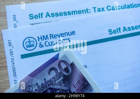 HMRC-Selbsteinschätzungsschreiben des britischen Steuermanns Stockfoto