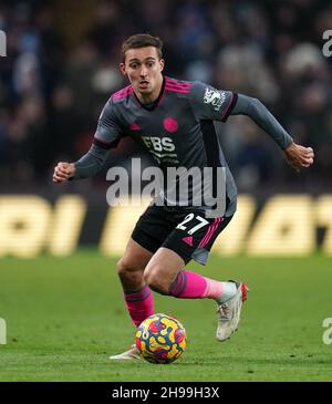 Timothy Castagne von Leicester City während des Spiels in der Premier League in Villa Park, Birmingham. Bilddatum: Sonntag, 5. Dezember 2021. Stockfoto