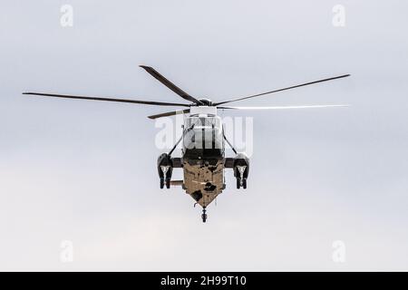 Washington, Usa. 05th Dez 2021. Der Präsident und die First Lady kehren über Marine One ins Weiße Haus zurück. Kredit: SOPA Images Limited/Alamy Live Nachrichten Stockfoto