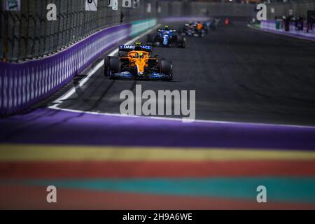 04 NORRIS Lando (gbr), McLaren MCL35M, Aktion während des Formel 1 stc Saudi Arabian Grand Prix 2021, 21th Lauf der FIA Formel 1 Weltmeisterschaft 2021 vom 3. Bis 5. Dezember 2021 auf dem Jeddah Corniche Circuit, in Jeddah, Saudi-Arabien - Foto: Florent Gooden/DPPI/LiveMedia Stockfoto