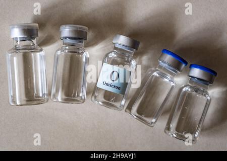 Impfstoff für die Omicron-Variante des Covid-19-Virus-Konzepts Stockfoto