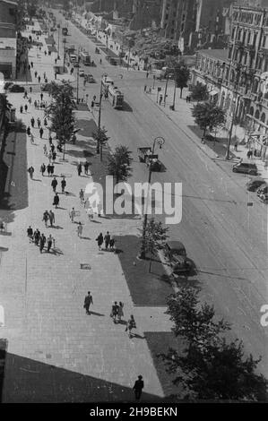 Warszawa, 1947-09. Perspektive Alej Jerozolimskich widziana z balkonu Banku Gospodarstwa Krajowego na rogu Al. Jerozolimskich i ul. Nowy Œwiat. po/mgs PAP Dok³adny dzieñ wydarzenia nieustalony. Warschau, September 1947. Blick auf Jerozolimskie Alley vom Balkon der Domestic Holding Bank an der Ecke Jerozolimskie Alley und Nowy Swiat Straße. po/mgs PAP Stockfoto