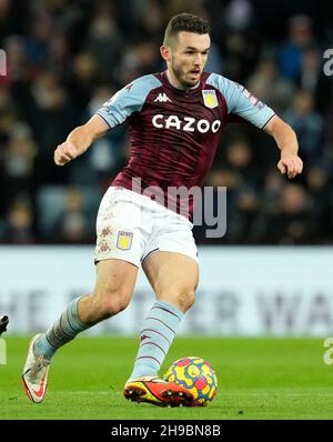 Birmingham, England, 5th. Dezember 2021. John McGinn von Aston Villa während des Premier League-Spiels in Villa Park, Birmingham. Bildnachweis sollte lauten: Andrew Yates / Sportimage Stockfoto