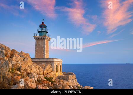 Leuchtturm am Kap Tenaro, Mani, Matapan, Peloponnse, Griechenland Stockfoto