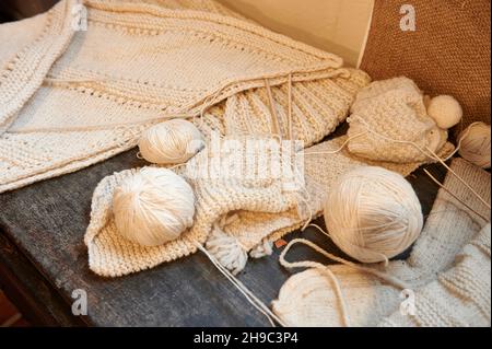 Hausgemachte Socken aus Schafwolle Stockfoto