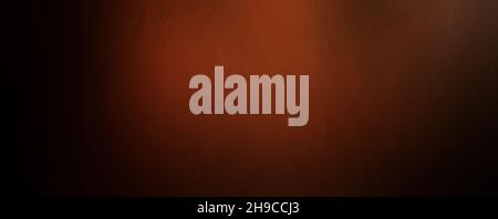 Die Oberfläche aus dunkelbraunem Karton. Grunge Hintergrund der alten Pappe Textur Stockfoto