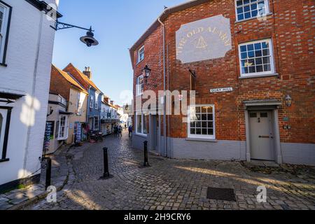 Quay Hill und Quay Street, Lymington, Hampshire, England Stockfoto