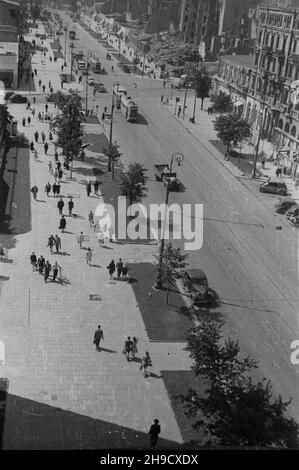 Warszawa, 1947-09. Perspektive Alej Jerozolimskich widziana z balkonu Banku Gospodarstwa Krajowego na rogu Al. Jerozolimskich i ul. Nowy Œwiat. po/mgs PAP Dok³adny dzieñ wydarzenia nieustalony. Warschau, September 1947. Blick auf Jerozolimskie Alley vom Balkon der Domestic Holding Bank an der Ecke Jerozolimskie Alley und Nowy Swiat Straße. po/mgs PAP Stockfoto