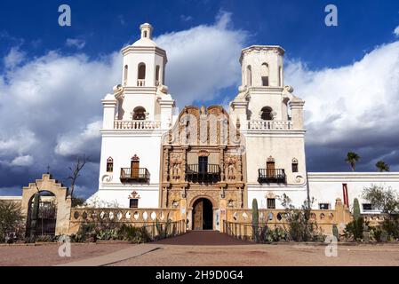Schöne Aussicht auf die Mission San Xavier del Bac Stockfoto