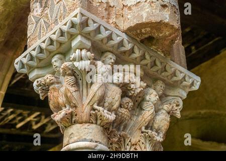 Säulenkapitell, Kreuzgang, Benediktinerkloster, Kathedrale Santa Maria Nuova, Monreale, Sizilien, Italien Stockfoto