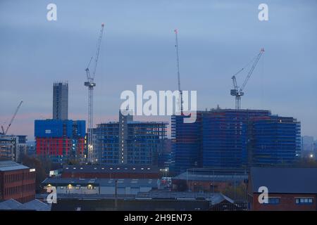 Die Junction Apartments in Leeds, West Yorkshire, werden gerade gebaut Stockfoto