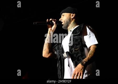 Madrid, Spanien. 06th Dez 2021. Die Aufnahmemonistin Nicky Jam tritt auf der Bühne des Wizink Center in Madrid auf. Kredit: SOPA Images Limited/Alamy Live Nachrichten Stockfoto