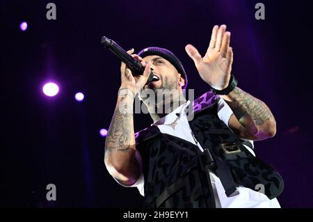 Madrid, Spanien. 06th Dez 2021. Die Aufnahmemonistin Nicky Jam tritt auf der Bühne des Wizink Center in Madrid auf. (Foto: Atilano Garcia/SOPA Images/Sipa USA) Quelle: SIPA USA/Alamy Live News Stockfoto