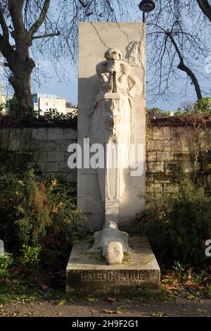 Das Kenotaph von Charles Baudelaire auf dem Friedhof Montparnasse Paris Frankreich Stockfoto