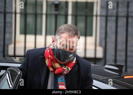 London, Großbritannien. 7th Dez 2021. Staatsminister Nigel Adams kommt zur wöchentlichen Kabinettssitzung in der Downing Street Nr. 10. Quelle: Uwe Deffner/Alamy Live News Stockfoto