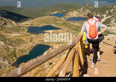 Sieben Seen von Rila, Rila Berge, Wandern, Wanderer, sieben Rila Seen, Bulgarien, Osteuropa, Balkan, Massentourismus, Bergwanderungen, Paare Stockfoto