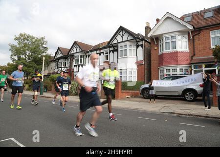 Szenen aus dem Ealing-Halbmarathon 2013 Stockfoto