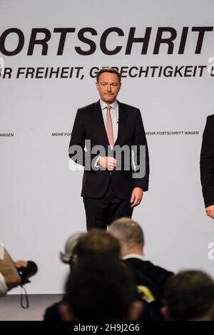 Berlin, Deutschland. 07th Dez 2021. Christian Lindner in Berlin. (Foto von Ralph Pache/PRESSCOV/Sipa USA) Quelle: SIPA USA/Alamy Live News Stockfoto