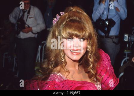 Charo die jährlichen Academy of Country Music Awards 17th am 29. April 1982 im Good Time Theater, Knott's Berry Farm in Buena Park, Kalifornien. Quelle: Ralph Dominguez/MediaPunch Stockfoto