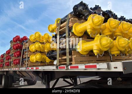 Trockenlaufhydranten im Transportbereich Stockfoto