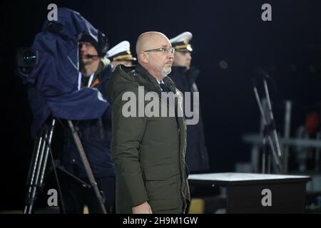 Nicht exklusiv: ODESA, UKRAINE - 06. DEZEMBER 2021 - Verteidigungsminister der Ukraine Oleksii Reznikov wird während der Feier des Tages der A gesehen Stockfoto