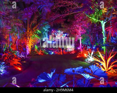 Johnsonville Night Lights in the Garden Weihnachten 2021 im Naples Botanical Garden in Naples, Florida, USA Stockfoto