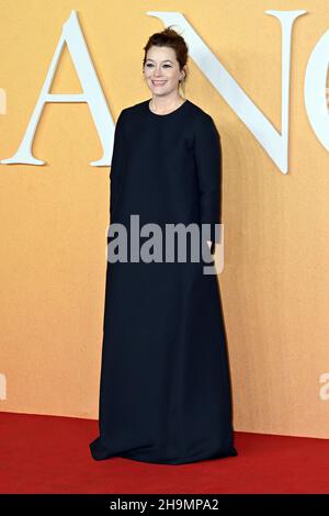 London, Großbritannien - 7. Dezember 2021 Erica Schmidt bei der Cyrano-Premiere am Odeon Luxe Leicester Square, London Credit: Nils Jorgensen/Alamy Live News Stockfoto