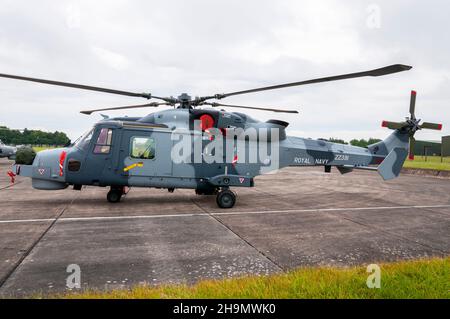 Royal Navy Westland Wildcat HMA2 Hubschrauber ZZ381 auf der RAF Waddington Airshow, Lincolnshire UK. AgustaWestland AW-159 Wildcat HMA2 Stockfoto