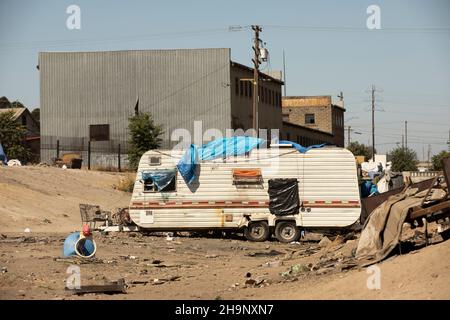 Blick auf ein Obdachlosenlager in Stockton, Kalifornien, USA. Stockfoto