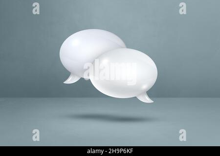 Weiße 3D-Sprechblasen isoliert auf grauem Hintergrund Stockfoto