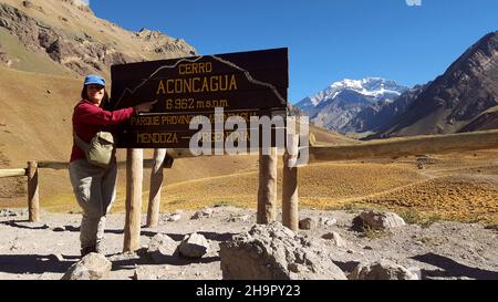 ARGENTINIEN der Aconcagua Provincial Park befindet sich in der Provinz Mendoza in Argentinien. Die Anden ziehen alle Arten von Nervenkitzel Suchenden Stockfoto