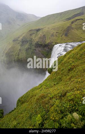 Skogafoss Wasserfall, South Island, Island Stockfoto